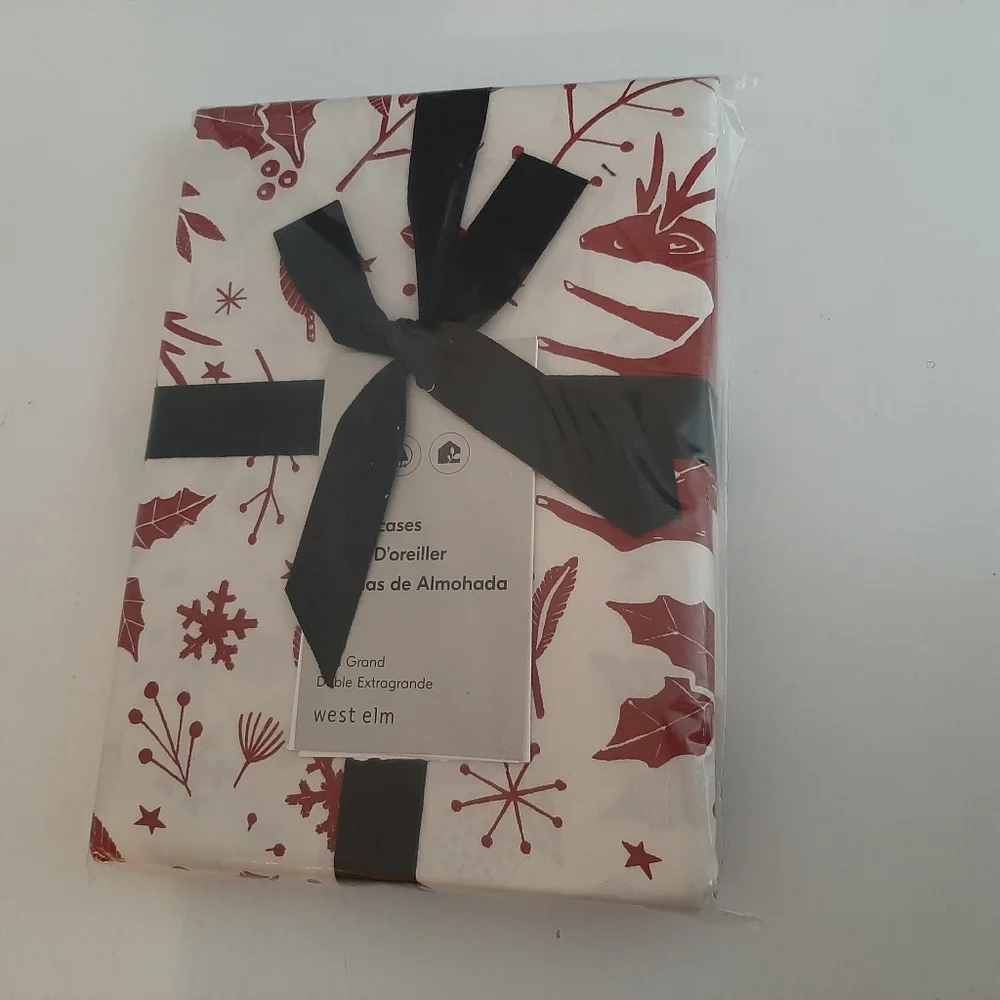 West Elm Scandi Deer Percale King Pillow Case 1 Pair